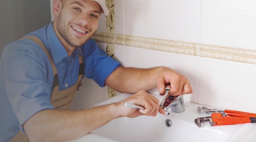 Professional clogged drains services in Kathleen, FL